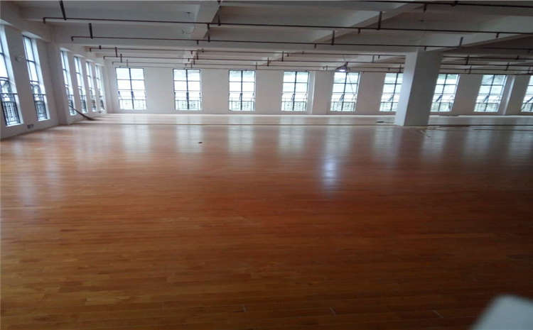 陜西實(shí)木運(yùn)動(dòng)地板價(jià)格表