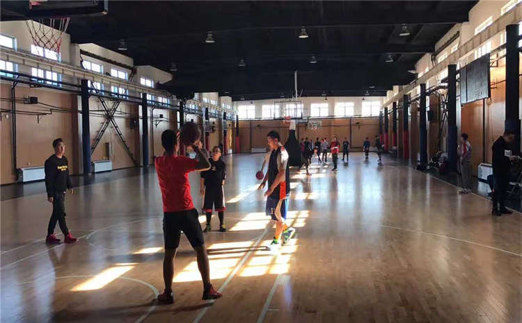 濟南專業(yè)實木運動地板**品牌