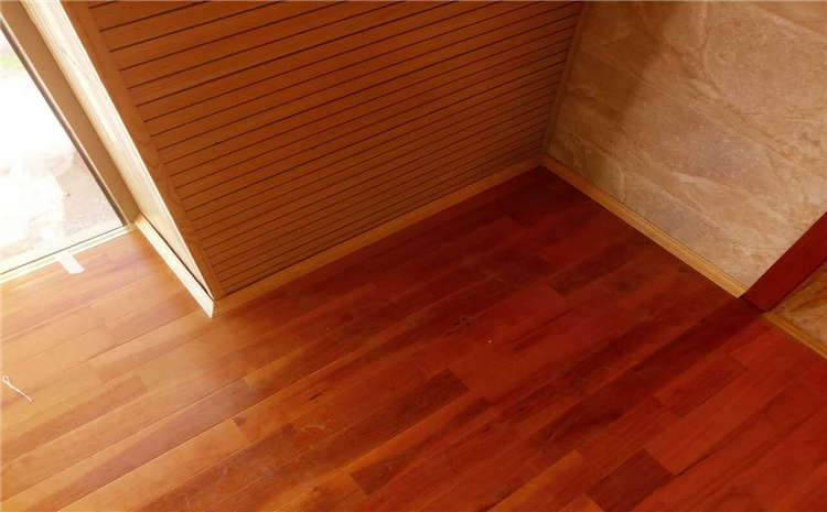 貴陽專業(yè)運(yùn)動(dòng)木地板翻新