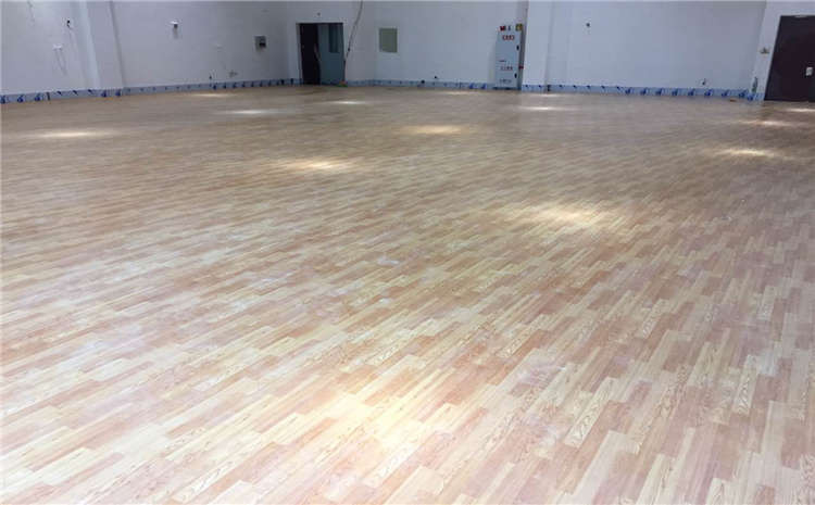 24厚排球館木地板主輔龍骨結(jié)構(gòu)