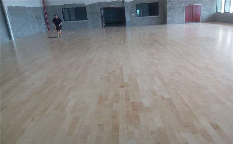 22厚排球館木地板雙層龍骨結(jié)構(gòu)