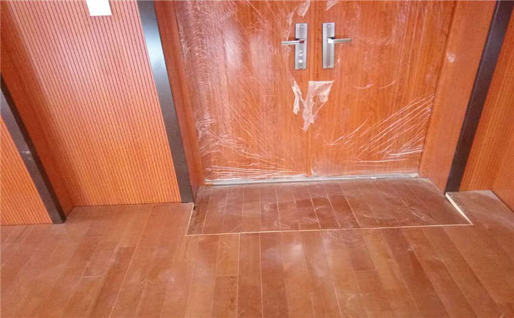 硬木企口舞臺(tái)實(shí)木地板怎么維修?