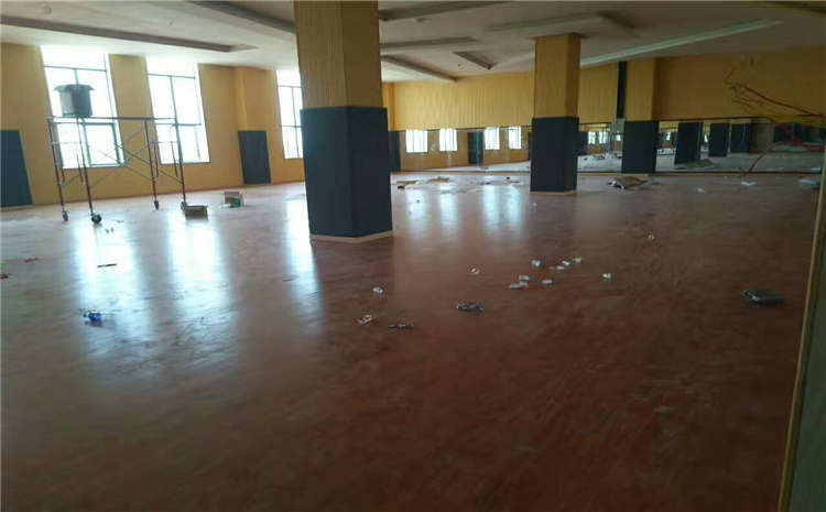 學(xué)校舞臺(tái)木地板怎么保養(yǎng)