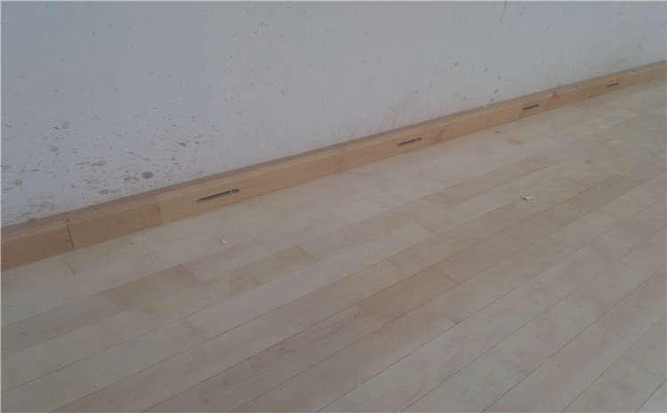 指接板舞臺(tái)實(shí)木地板價(jià)格是多少錢?