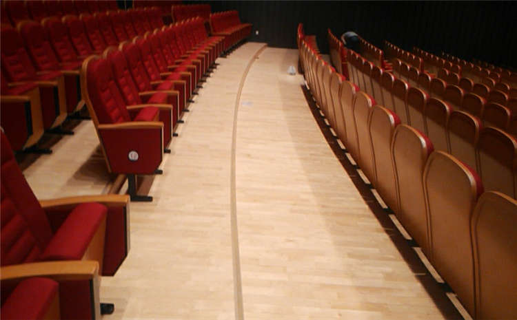 22厚風(fēng)雨操場運動地板單層龍骨結(jié)構(gòu)