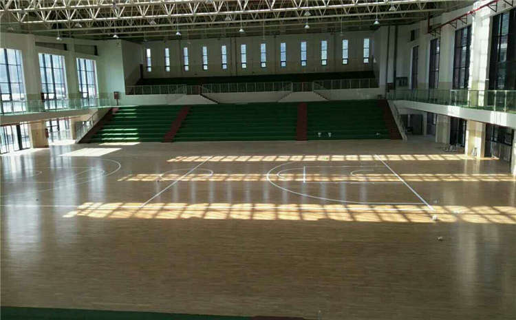 24厚籃球場實(shí)木地板造價(jià)是的多少?