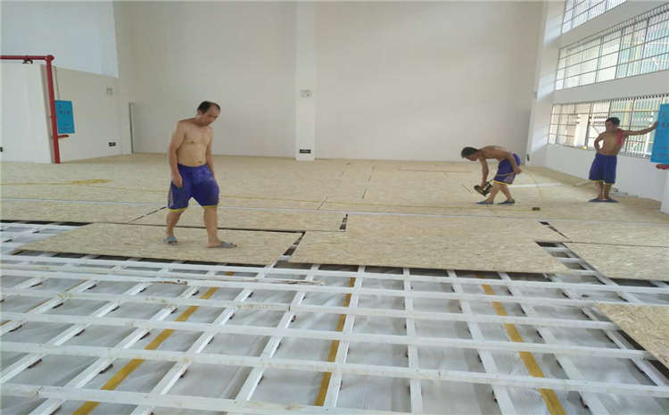 橡膠木NBA籃球場(chǎng)木地板主輔龍骨結(jié)構(gòu)