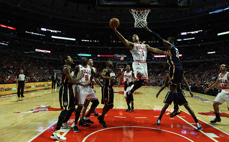 五角楓舞臺(tái)運(yùn)動(dòng)木地板造價(jià)