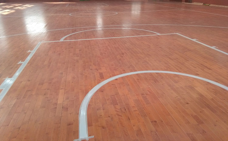 內(nèi)蒙古硬木企口實(shí)木運(yùn)動(dòng)地板多少錢一平米