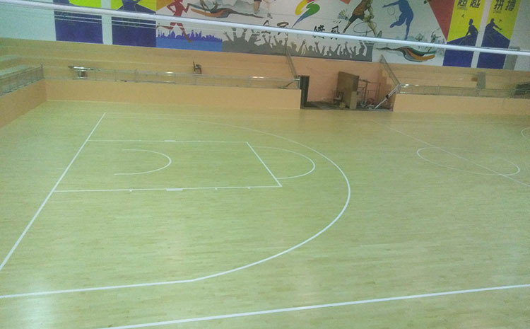 學(xué)校舞臺運(yùn)動木地板怎么維修？