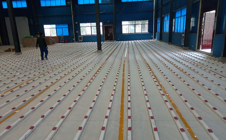 五角楓舞臺實木地板怎么維修？