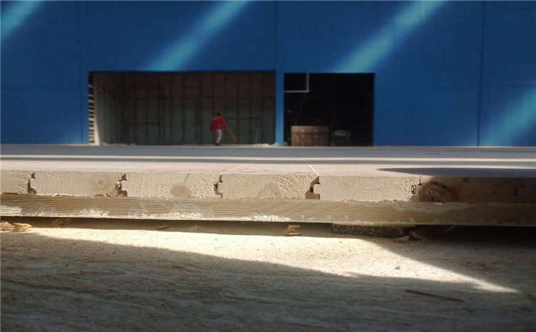 橡膠木NBA籃球場(chǎng)木地板廠**哪**好?