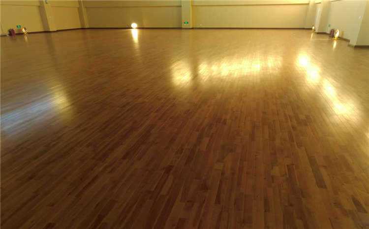 為什么運動木地板這么受歡迎