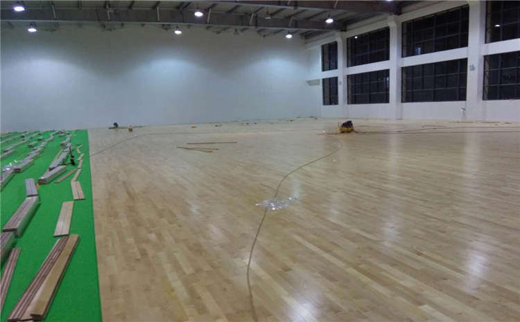 楓木舞蹈房木地板怎么保養(yǎng)？