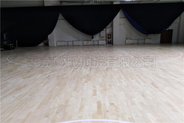 北京房山區(qū)燕山體育館木地板項(xiàng)目