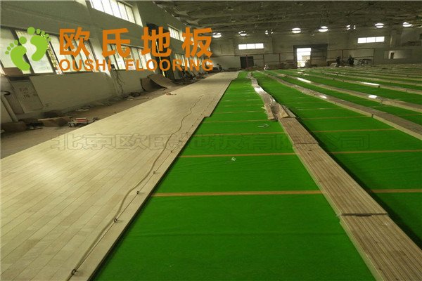 廣東YBDL江門HOOP PARK籃球公園木地板項(xiàng)目