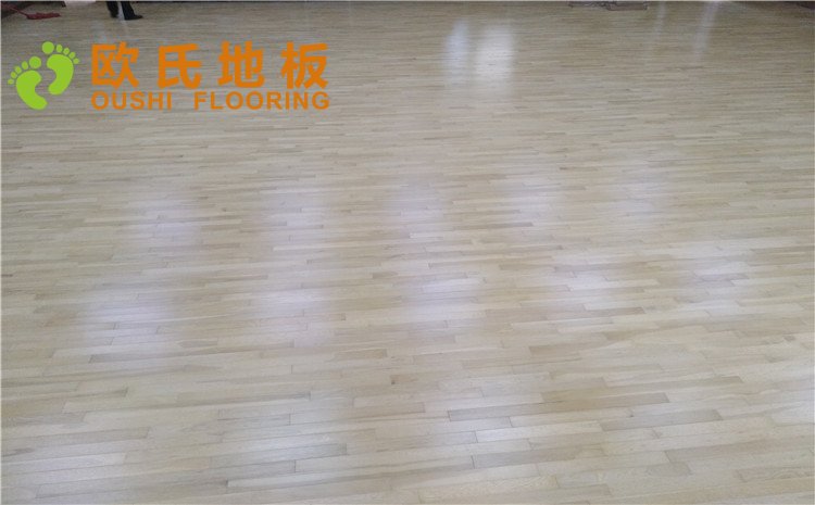 北京舞蹈學(xué)院舞蹈室木地板