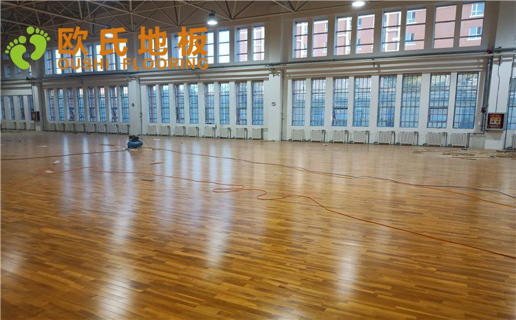 烏魯木齊市烏蘇市南區(qū)第二中學體育館木地板項目——歐氏實木運動地板