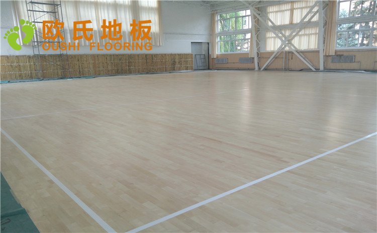 內(nèi)蒙古呼和浩特賽罕區(qū)師范大學(xué)體育學(xué)院訓(xùn)練館運(yùn)動(dòng)木地板項(xiàng)目—?dú)W氏實(shí)木運(yùn)動(dòng)地板