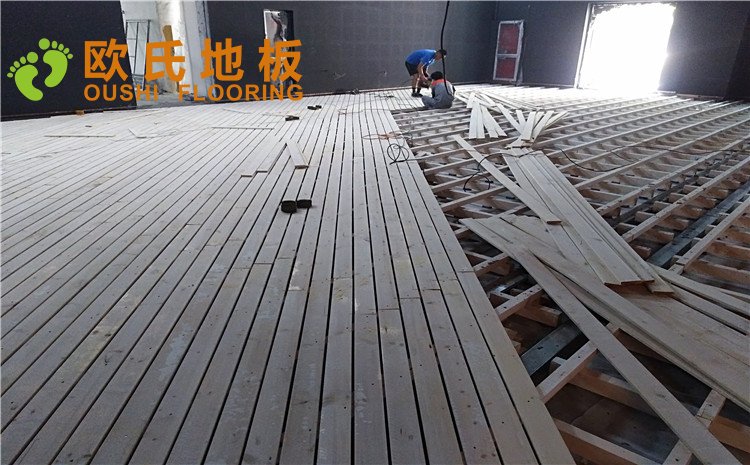 河北廊坊益田同文學(xué)校舞臺(tái)木地板項(xiàng)目-歐氏實(shí)木運(yùn)動(dòng)地板