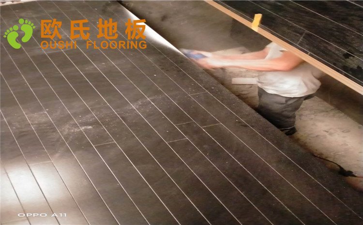 河北廊坊益田同文學(xué)校舞臺(tái)木地板項(xiàng)目-歐氏實(shí)木運(yùn)動(dòng)地板